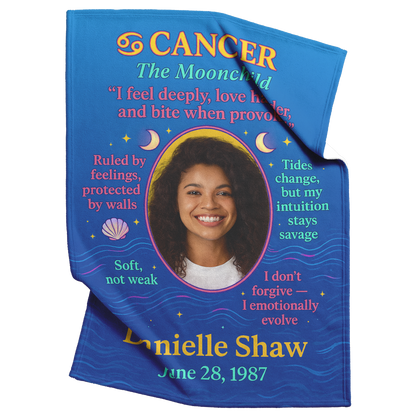 CANCER__The_Moonchild_Personalized_Zo_V_Blanket_Top_Bottom_Folds_Mockup.png